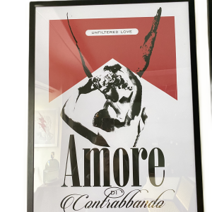 Amore di Contrabbando – Print con Cornice in Alluminio